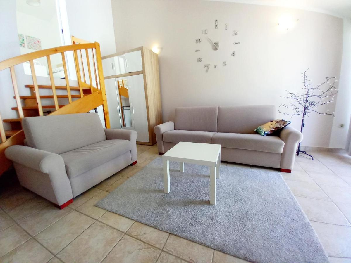 Apartment Karlo Medulin Buitenkant foto